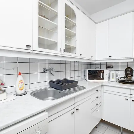 6rooms Balaton-heviz Apartament *