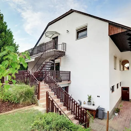 6rooms Balaton-heviz Apartament