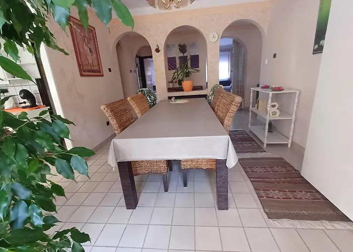 6rooms Balaton-heviz דירה *